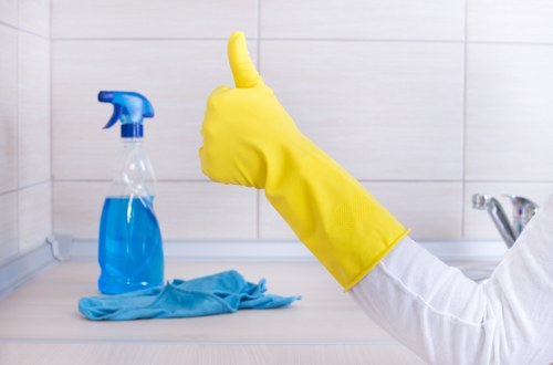 Fulham oven cleaning process with deep degreasing and appliance care